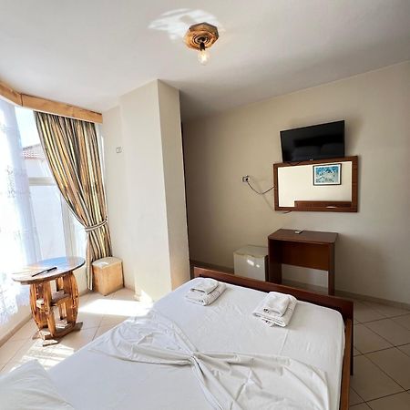 Hotel Veli Sarandë Exteriér fotografie