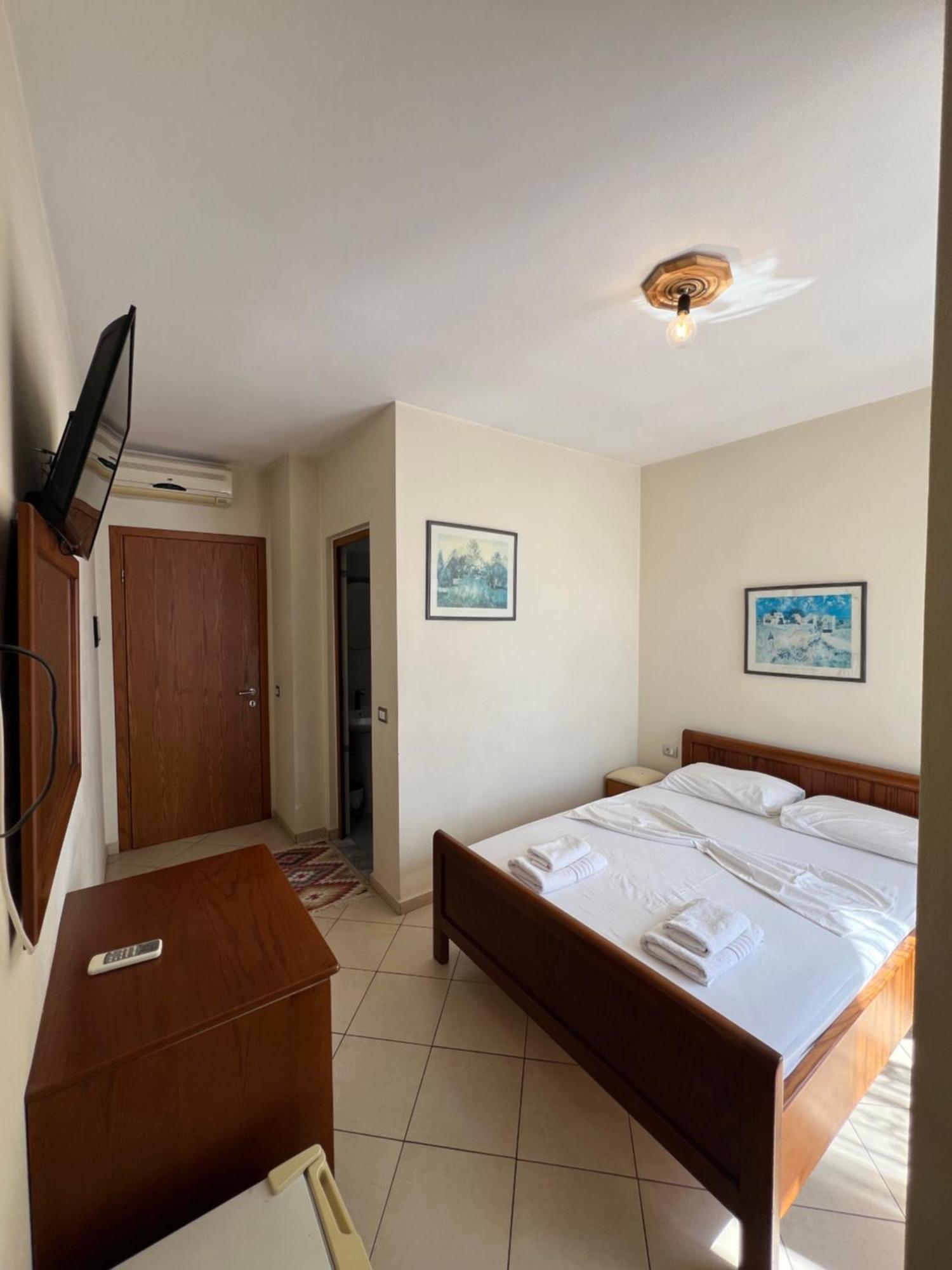 Hotel Veli Sarandë Exteriér fotografie