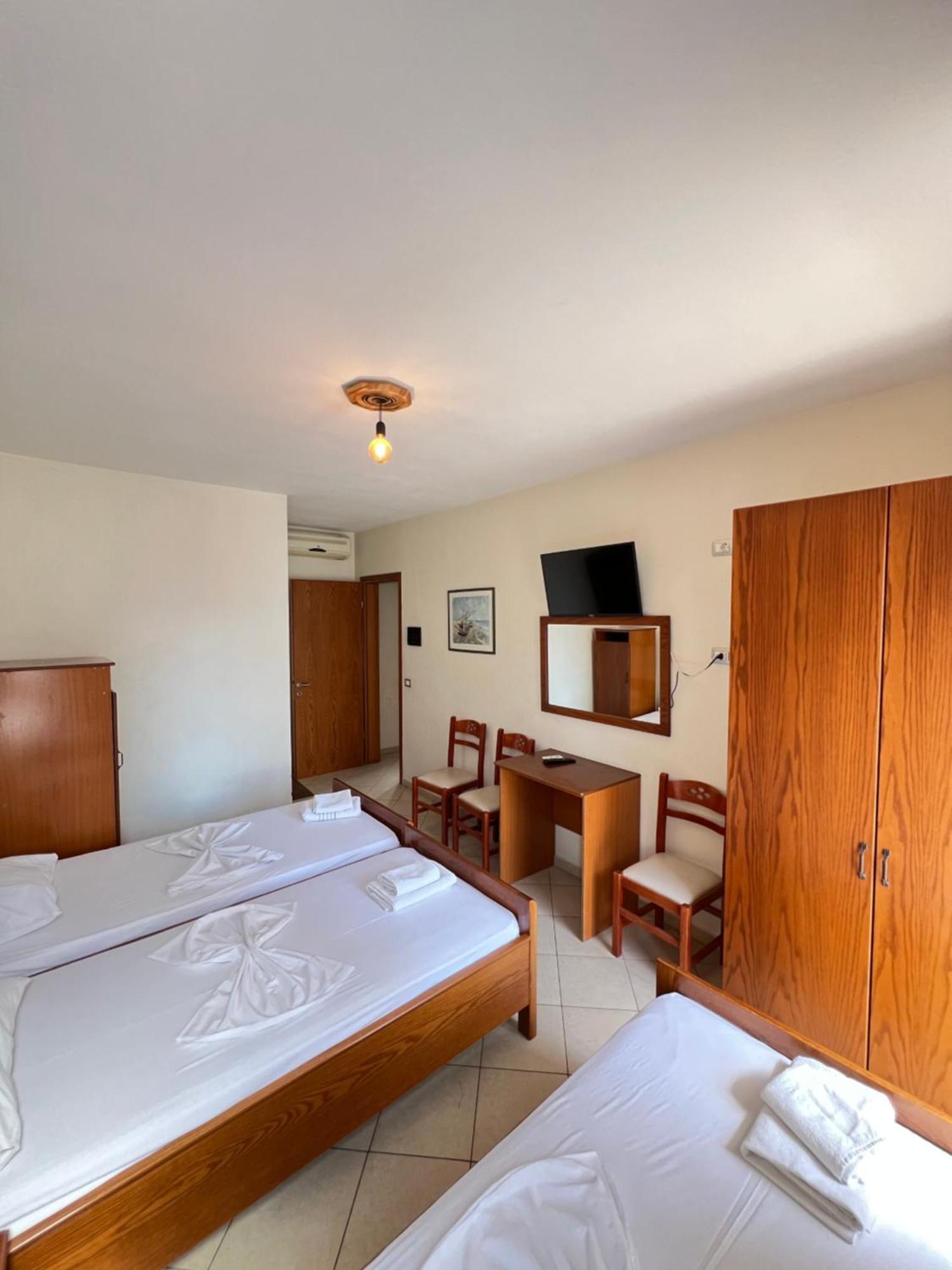 Hotel Veli Sarandë Exteriér fotografie