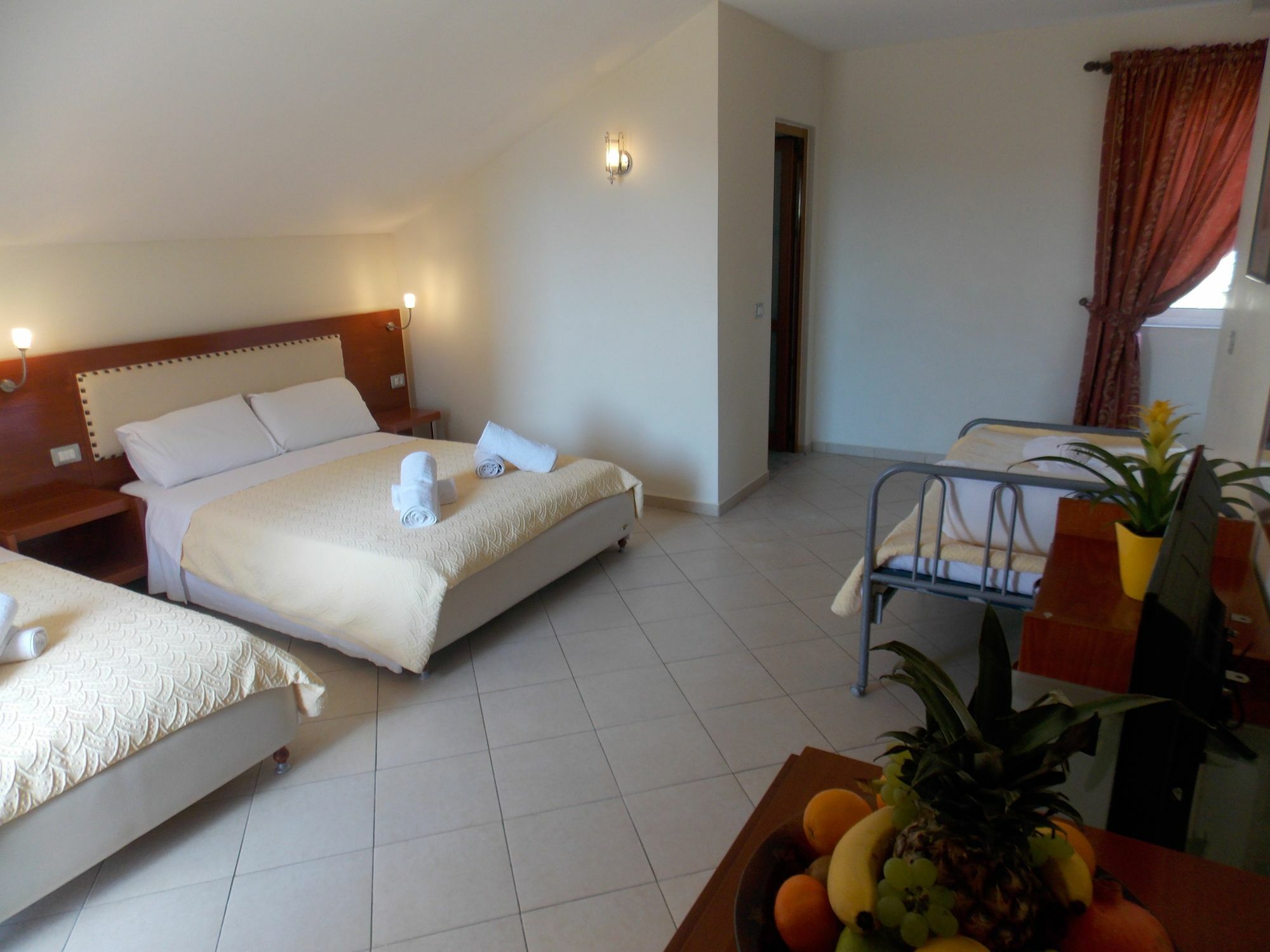 Hotel Veli Sarandë Exteriér fotografie